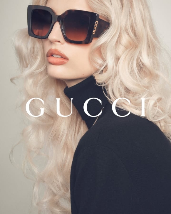 Campanha Gucci — modelo com óculos de sol em padrão tartaruga
